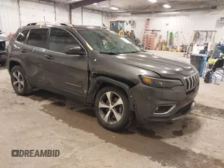 2019 Jeep Cherokee Limited with VIN 1C4PJMDX4KD133303, listed as a IAAI auction lot 41212933 with 115,332 mi miles. Bid and sale history available at carsss.com. Image 1.