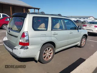 2007 Subaru Forester X w/Premium Pkg with VIN JF1SG65647H721895, listed as a IAAI auction lot 42034626 with 163,078 mi miles. Bid and sale history available at carsss.com. Image 4.