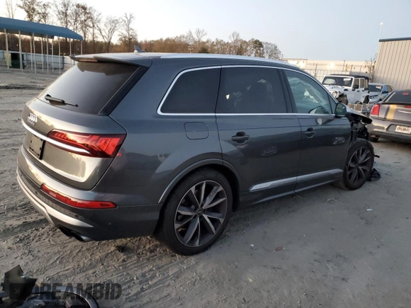 2022 Audi SQ7 Premium Plus z VIN WA1AWBF77ND000641, wystawiony jako Copart lot #78383883 z przebiegiem 54 759 mil mil oraz . Historia ofert i sprzedaży dostępna na DreamBid. Obrazek 3.
