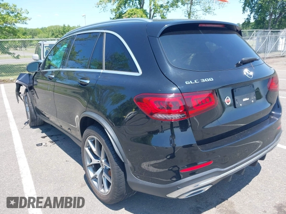 2021 Mercedes-Benz GLC 300 with VIN W1N0G8EB6MF880606, listed as a IAAI auction lot 42387749 with 22,546 mi miles and . Bid and sale history available at DreamBid. Image 3.
