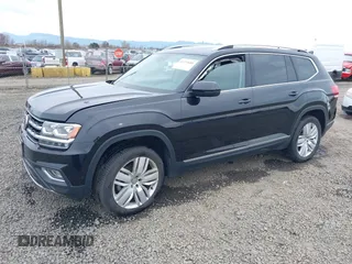2018 Volkswagen Atlas SEL Premium z VIN 1V2NR2CAXJC554740, wystawiony jako IAAI lot #41773681 z przebiegiem 83 296 mil mil oraz . Historia ofert i sprzedaży dostępna na DreamBid. Obrazek 18.