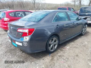 2014 Toyota Camry L with VIN 4T1BF1FK1EU370455, listed as a IAAI auction lot 41887561 with 203,798 mi miles. Bid and sale history available at carsss.com. Image 4.