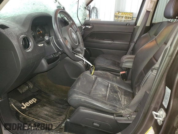 2017 Jeep Patriot High Altitude with VIN 1C4NJRFB2HD155282, listed as a Copart auction lot 61073235 with 47,610 mi miles and Salvage title. Bid and sale history available at DreamBid. Image 7.