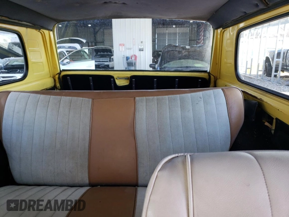 1977 Jeep Grand Cherokee with VIN J7M17MP042360, listed as a Copart auction lot 85704414 with 91,800 mi miles and Clean title. Bid and sale history available at DreamBid. Image 10.