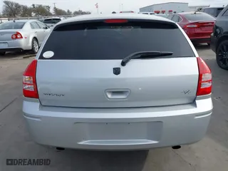 2007 Dodge Magnum R/T with VIN 2D4GV572X7H631139, listed as a IAAI auction lot 41230635 with 157,204 mi miles. Bid and sale history available at carsss.com. Image 17.