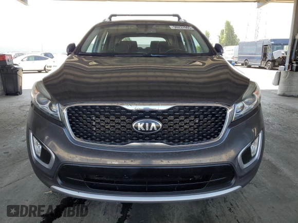 2017 Kia Sorento EX with VIN 5XYPHDA57HG272852, listed as a Copart auction lot 56237665 with 129,303 mi miles and Clean title. Bid and sale history available at DreamBid. Image 5.