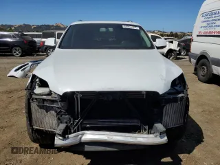2013 Audi Q7 Premium Plus with VIN WA1LMBFE3DD015021, listed as a Copart auction lot 66894464 with 153,741 mi miles and Salvage title. Bid and sale history available at DreamBid. Image 5.
