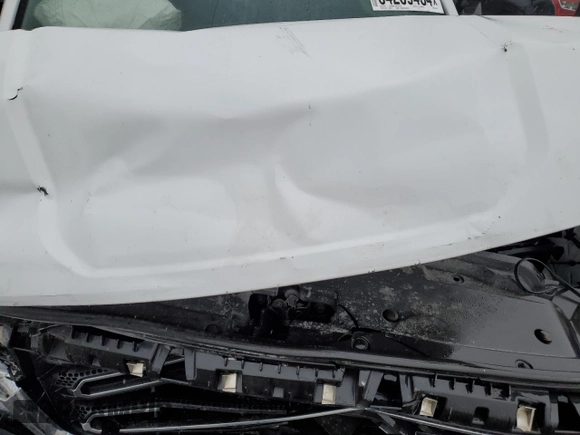 2018 GMC Sierra 2500HD z VIN 1GT12REG1JF126729, wystawiony jako Copart lot #84289454 z przebiegiem Nie podano mil oraz Szkoda całkowita • Salvage title. Historia ofert i sprzedaży dostępna na DreamBid. Obrazek 11.