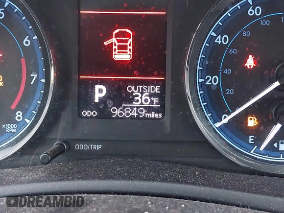 2019 Toyota Corolla L with VIN 5YFBURHE5KP945925, listed as a IAAI auction lot 41493079 with 96,849 mi miles and . Bid and sale history available at carsss.com. Image 16.