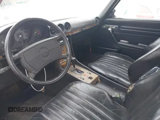 1987 Mercedes-Benz 560 SL с VIN WDBBA48D2HA061438, выставлен на аукционе IAAI как лот 42419798 с пробегом 123 332 миль миль и . История ставок и продаж доступна на DreamBid. Изображение 5.