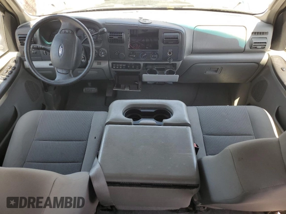 2005 Ford F-250 XL with VIN 1FTSW20P15EA64980, listed as a Copart auction lot 55518045 with 111,672 mi miles and Salvage title. Bid and sale history available at DreamBid. Image 8.