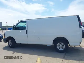 2016 Chevrolet Express Cargo Van with VIN 1GCWGAFF1G1259365, listed as a IAAI auction lot 42066824 with 279,250 mi miles. Bid and sale history available at carsss.com. Image 15.