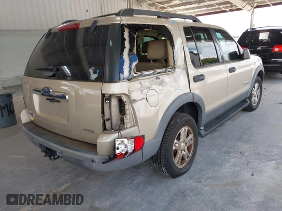 2006 Ford Explorer XLT with VIN 1FMEU63E56UA28913, listed as a IAAI auction lot 42571206 with 156,020 mi miles and . Bid and sale history available at DreamBid. Image 4.
