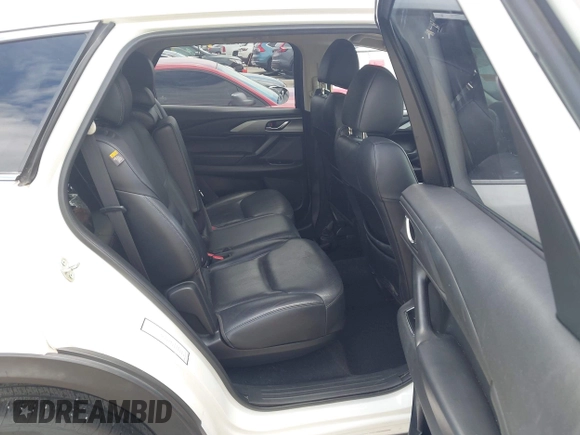 2018 Mazda CX-9 Touring с VIN JM3TCACY0J0214717, выставлен на аукционе IAAI как лот 42331827 с пробегом 116 470 миль миль и . История ставок и продаж доступна на DreamBid. Изображение 8.