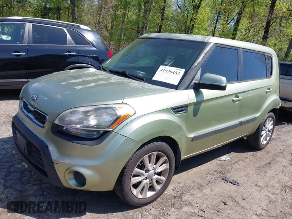 2013 Kia Soul ! with VIN KNDJT2A66D7602666, listed as a IAAI auction lot 41936453 with 243,420 mi miles. Bid and sale history available at carsss.com. Image 2.