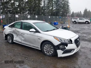 2016 Hyundai Sonata Hybrid SE with VIN KMHE24L19GA012241, listed as a IAAI auction lot 41841634 with 148,705 mi miles. Bid and sale history available at carsss.com. Image 1.