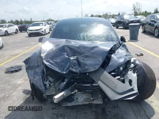 2025 Tesla Model 3 Long Range z VIN 5YJ3E1EBXSF909124, wystawiony jako IAAI lot #42015297 z przebiegiem Nie podano mil oraz . Historia ofert i sprzedaży dostępna na DreamBid. Obrazek 11.