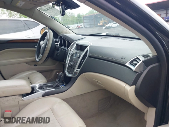 2010 Cadillac SRX Luxury Collection z VIN 3GYFNDEY1AS642703, wystawiony jako IAAI lot #42078160 z przebiegiem 172 168 mil mil oraz . Historia ofert i sprzedaży dostępna na DreamBid. Obrazek 5.