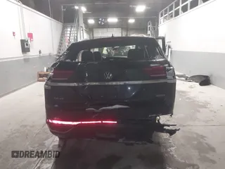2022 Volkswagen Atlas SE с VIN 1V2KE2CA0NC227686, выставлен на аукционе IAAI как лот 40928770 с пробегом 33 562 миль миль и . История ставок и продаж доступна на DreamBid. Изображение 17.