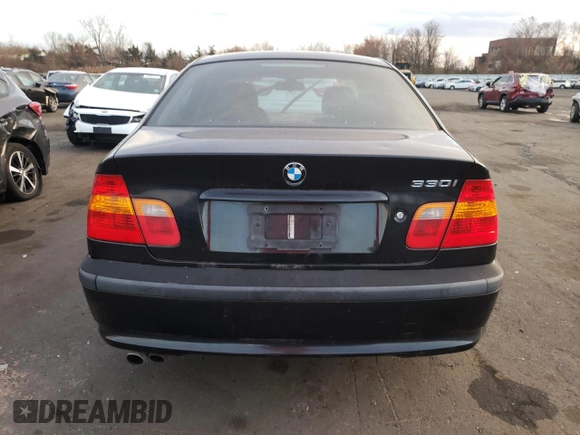 2002 BMW 3 Series 330i with VIN WBAEV53432KM00593, listed as a Copart auction lot 78961834 with 207,849 mi miles and Clean Title. Bid and sale history available at carsss.com. Image 6.
