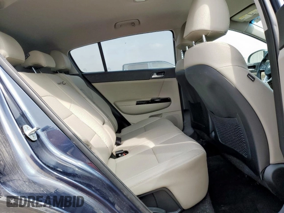 2020 Kia Sportage EX z VIN KNDPN3AC4L7840921, wystawiony jako Copart lot #51478665 z przebiegiem 62 052 mil mil oraz Szkoda całkowita • Salvage title. Historia ofert i sprzedaży dostępna na DreamBid. Obrazek 11.