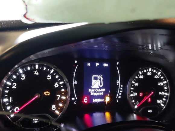 2020 Jeep Renegade Latitude with VIN ZACNJABB4LPL26676, listed as a IAAI auction lot 41662429 with 94,898 mi miles and . Bid and sale history available at DreamBid. Image 7.