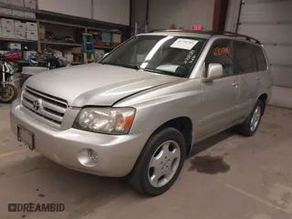 2007 Toyota Highlander w/3rd Row with VIN JTEEP21A170230690, listed as a IAAI auction lot 41708384 with 190,550 mi miles. Bid and sale history available at carsss.com. Image 2.