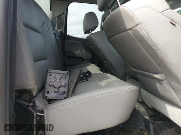 2018 Chevrolet Silverado 1500 Work Truck with VIN 1GCRCNEH5JZ359500, listed as a Copart auction lot 48953105 with 207,814 mi miles and Salvage Title. Bid and sale history available at carsss.com. Image 10.