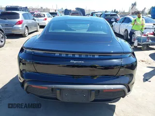 2023 Porsche Taycan z VIN WP0AA2Y19PSA14314, wystawiony jako IAAI lot #42207002 z przebiegiem 6582 mil mil oraz . Historia ofert i sprzedaży dostępna na DreamBid. Obrazek 16.