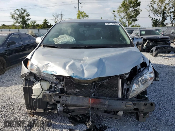 2019 Toyota Sienna XLE Auto Access Seat with VIN 5TDYZ3DC1KS004539, listed as a Copart auction lot 53944935 with 66,146 mi miles and Non Repairable. Bid and sale history available at carsss.com. Image 5.