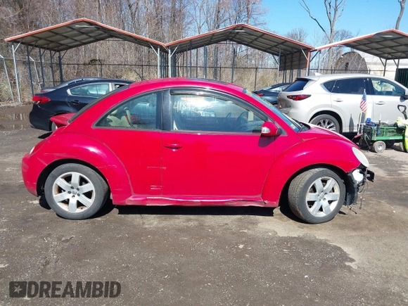 2007 Volkswagen Beetle z VIN 3VWRW31C57M504628, wystawiony jako IAAI lot #41842935 z przebiegiem 185 910 mil mil oraz . Historia ofert i sprzedaży dostępna na DreamBid. Obrazek 13.