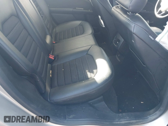 2018 Ford Fusion SE with VIN 3FA6P0H72JR127203, listed as a IAAI auction lot 41642076 with 74,034 mi miles. Bid and sale history available at carsss.com. Image 8.