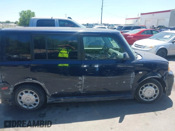 2006 Scion xB z VIN JTLKT324164064751, wystawiony jako IAAI lot #42450248 z przebiegiem 131 649 mil mil oraz . Historia ofert i sprzedaży dostępna na DreamBid. Obrazek 13.