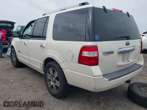 2008 Ford Expedition Limited с VIN 1FMFU19568LA37062, выставлен на аукционе IAAI как лот 42039365 с пробегом 309 712 миль миль и . История ставок и продаж доступна на DreamBid. Изображение 3.
