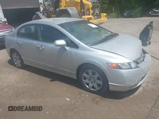 2008 Honda Civic LX z VIN 2HGFA16578H339010, wystawiony jako IAAI lot #42524089 z przebiegiem 119 180 mil mil oraz . Historia ofert i sprzedaży dostępna na DreamBid. Obrazek 1.