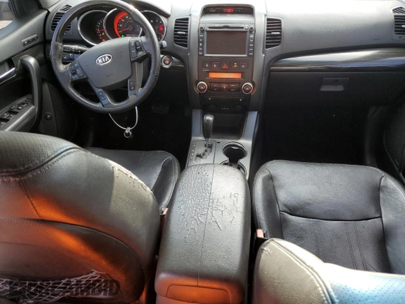2013 Kia Sorento SX with VIN 5XYKW4A21DG365169, listed as a Copart auction lot 50491625 with 196,879 mi miles and Salvage Title. Bid and sale history available at carsss.com. Image 8.