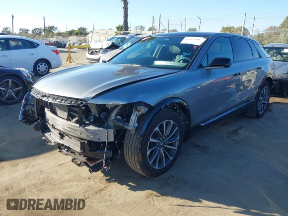 2024 Cadillac LYRIQ Sport z VIN 1GYKPTRL7RZ110193, wystawiony jako IAAI lot #41681140 z przebiegiem 14 218 mil mil oraz . Historia ofert i sprzedaży dostępna na DreamBid. Obrazek 2.