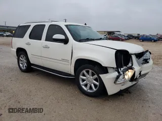 2013 GMC Yukon Denali with VIN 1GKS1EEF6DR326097, listed as a Copart auction lot 84966724 with 140,115 mi miles and Salvage Title. Bid and sale history available at carsss.com. Image 4.