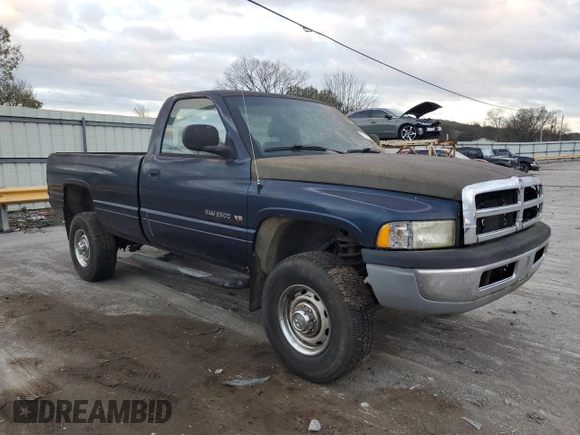 2001 Dodge 2500 z VIN 3B7KF26Z51M560104, wystawiony jako Copart lot #79052294 z przebiegiem Nie podano mil oraz Czysty tytuł • Clean title. Historia ofert i sprzedaży dostępna na DreamBid. Obrazek 4.