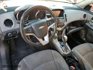 2014 Chevrolet Cruze 1LT with VIN 1G1PC5SB9E7294393, listed as a Copart auction lot 88645355 with 100,044 mi miles and Salvage Title. Bid and sale history available at carsss.com. Image 8.
