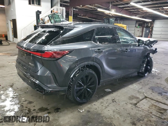 2024 Lexus RX 500h F Sport Performance z VIN 2T2BCMEA2RC011119, wystawiony jako Copart lot #45760425 z przebiegiem Nie podano mil oraz Szkoda całkowita • Salvage title. Historia ofert i sprzedaży dostępna na DreamBid. Obrazek 3.