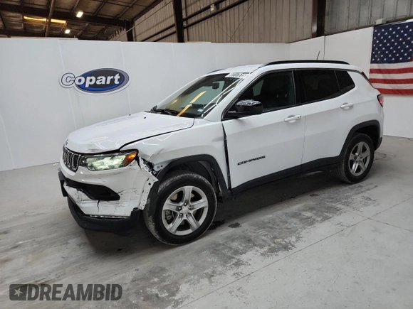 2024 Jeep Compass Latitude z VIN 3C4NJDBN3RT606699, wystawiony jako Copart lot #64117515 z przebiegiem 40 130 mil mil oraz Czysty tytuł • Clean title. Historia ofert i sprzedaży dostępna na DreamBid. Obrazek 1.