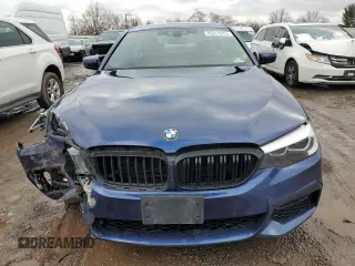 2019 BMW 5 Series 540i xDrive with VIN WBAJE7C57KWW14577, listed as a Copart auction lot 45013375 with 61,383 mi miles and Salvage Title. Bid and sale history available at carsss.com. Image 5.