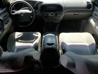 2004 Toyota Tundra SR5 with VIN 5TBDT44104S444316, listed as a Copart auction lot 49305325 with 113,781 mi miles and Salvage Title. Bid and sale history available at DreamBid. Image 8.
