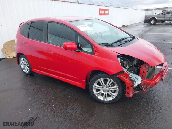 2009 Honda Fit Sport w/Navi with VIN JHMGE88619S009748, listed as a IAAI auction lot 41920104 with 129,532 mi miles. Bid and sale history available at carsss.com. Image 1.