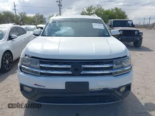 2018 Volkswagen Atlas SE с VIN 1V2KR2CA6JC576835, выставлен на аукционе IAAI как лот 42174916 с пробегом 153 322 миль миль и . История ставок и продаж доступна на DreamBid. Изображение 12.