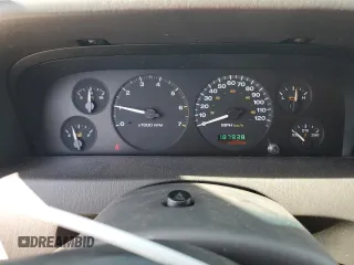 2004 Jeep Grand Cherokee Laredo with VIN 1J4GW48S84C182135, listed as a Copart auction lot 62224975 with 187,938 mi miles and Clean title. Bid and sale history available at DreamBid. Image 9.