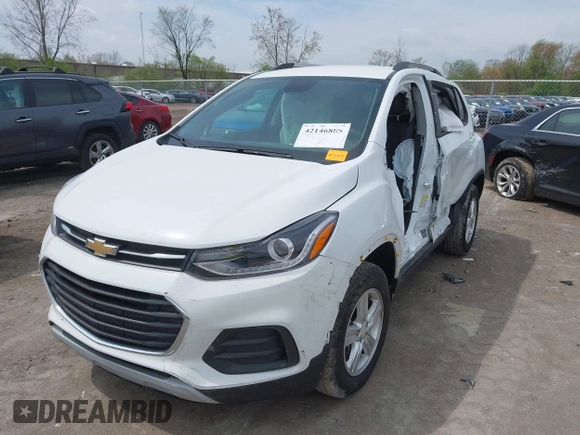 2021 Chevrolet Trax LT with VIN KL7CJPSM5MB369530, listed as a IAAI auction lot 42146885 with 21,906 mi miles and . Bid and sale history available at DreamBid. Image 2.