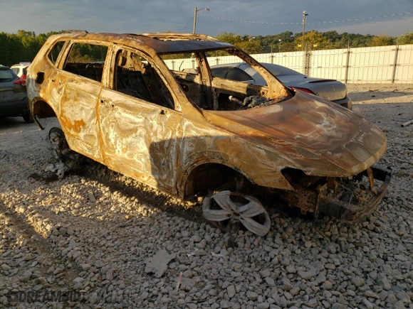 2018 Volkswagen Tiguan SEL Premium with VIN 3VV4B7AX4JM174637, listed as a Copart auction lot 65812604 with 0 mi miles and Non Repairable. Bid and sale history available at carsss.com. Image 4.