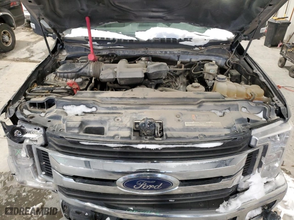 2018 Ford Super Duty F-250 SRW XL with VIN 1FT7X2B61JEB71609, listed as a Copart auction lot 45167395 with 107,493 mi miles and Salvage Title. Bid and sale history available at carsss.com. Image 11.